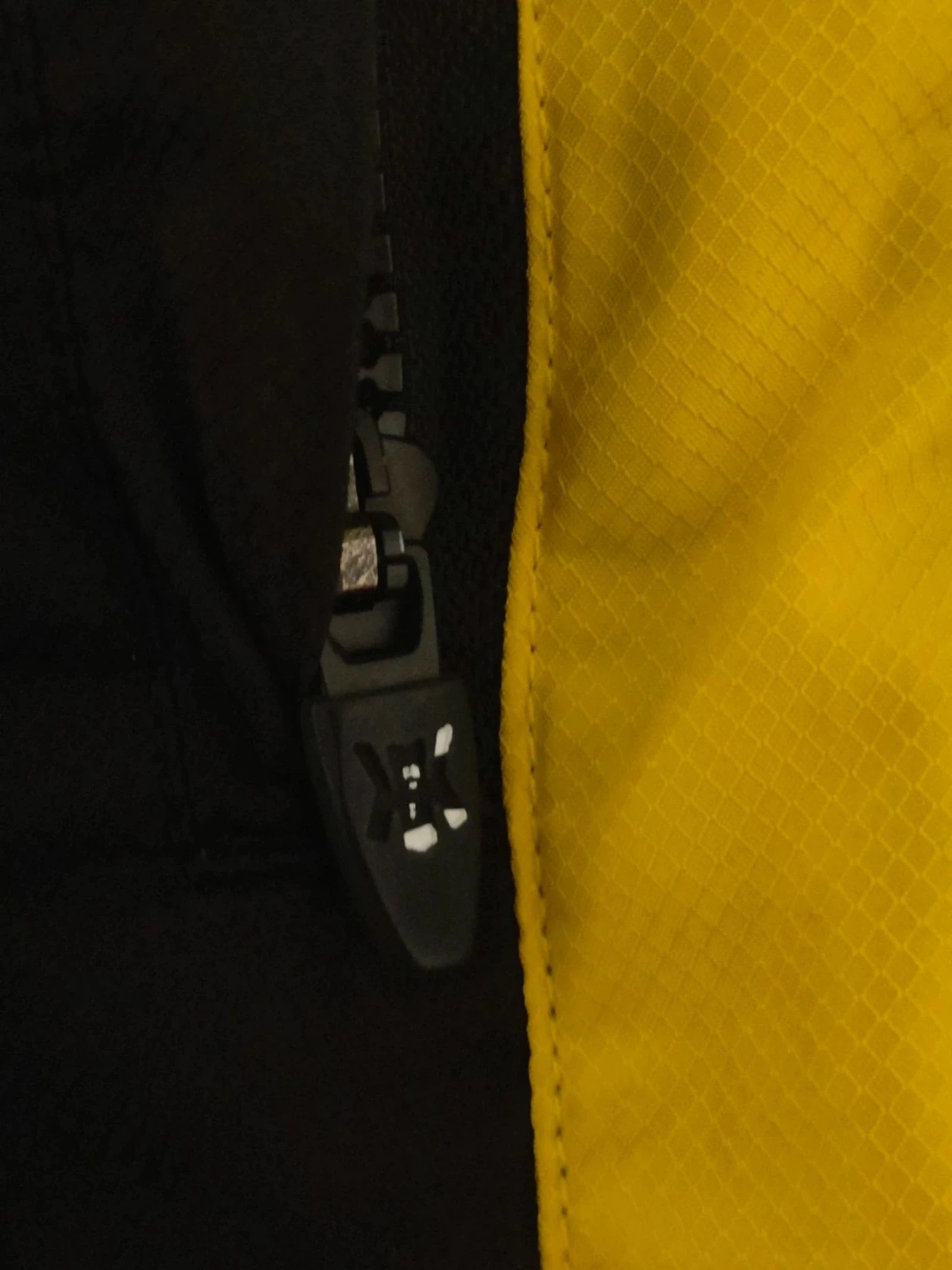 Bas de chándal Foot Korner Negro y Amarillo Talla S – photo 6